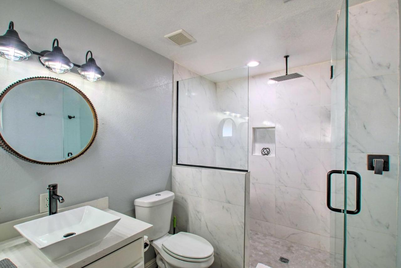 Charming Phoenix Home With Patio About 3 Miles To Dtwn! Exterior foto